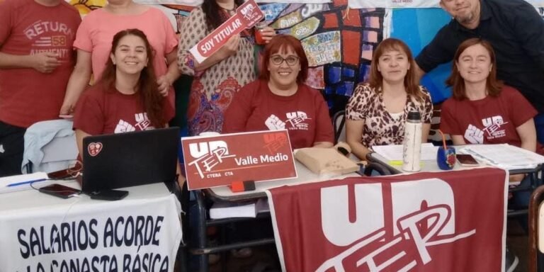 Laura Ortíz Unter DAF Multicolor